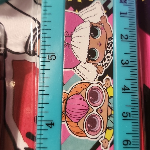 L.O.L. Surprise School 11pc Set - Picture 4 of 6